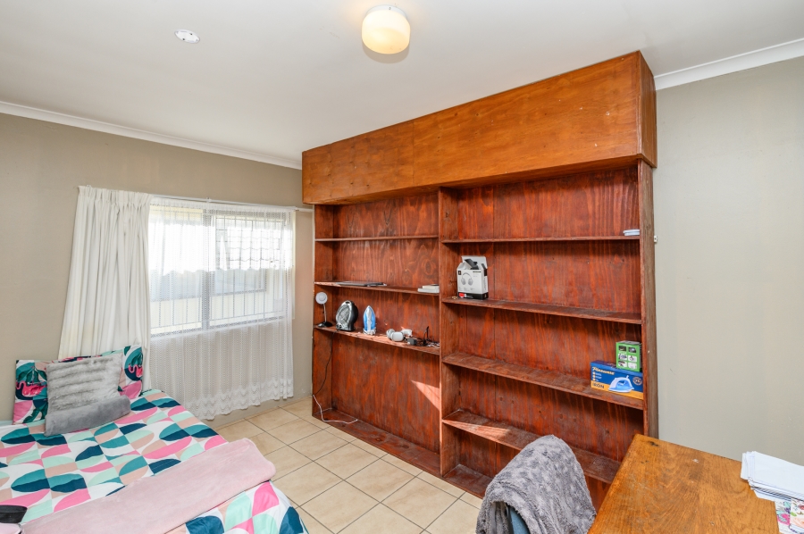 15 Bedroom Property for Sale in Summerstrand Eastern Cape